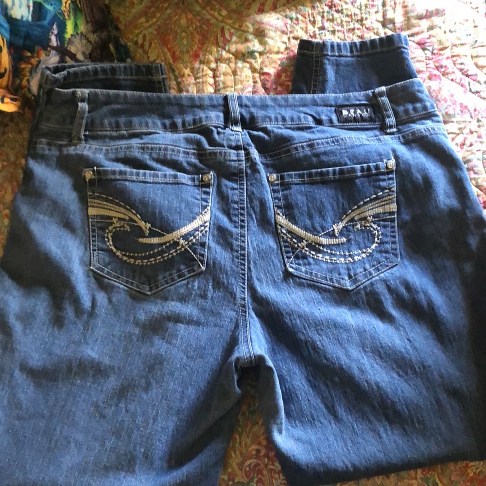 Jeans - Picture 2 of 4
